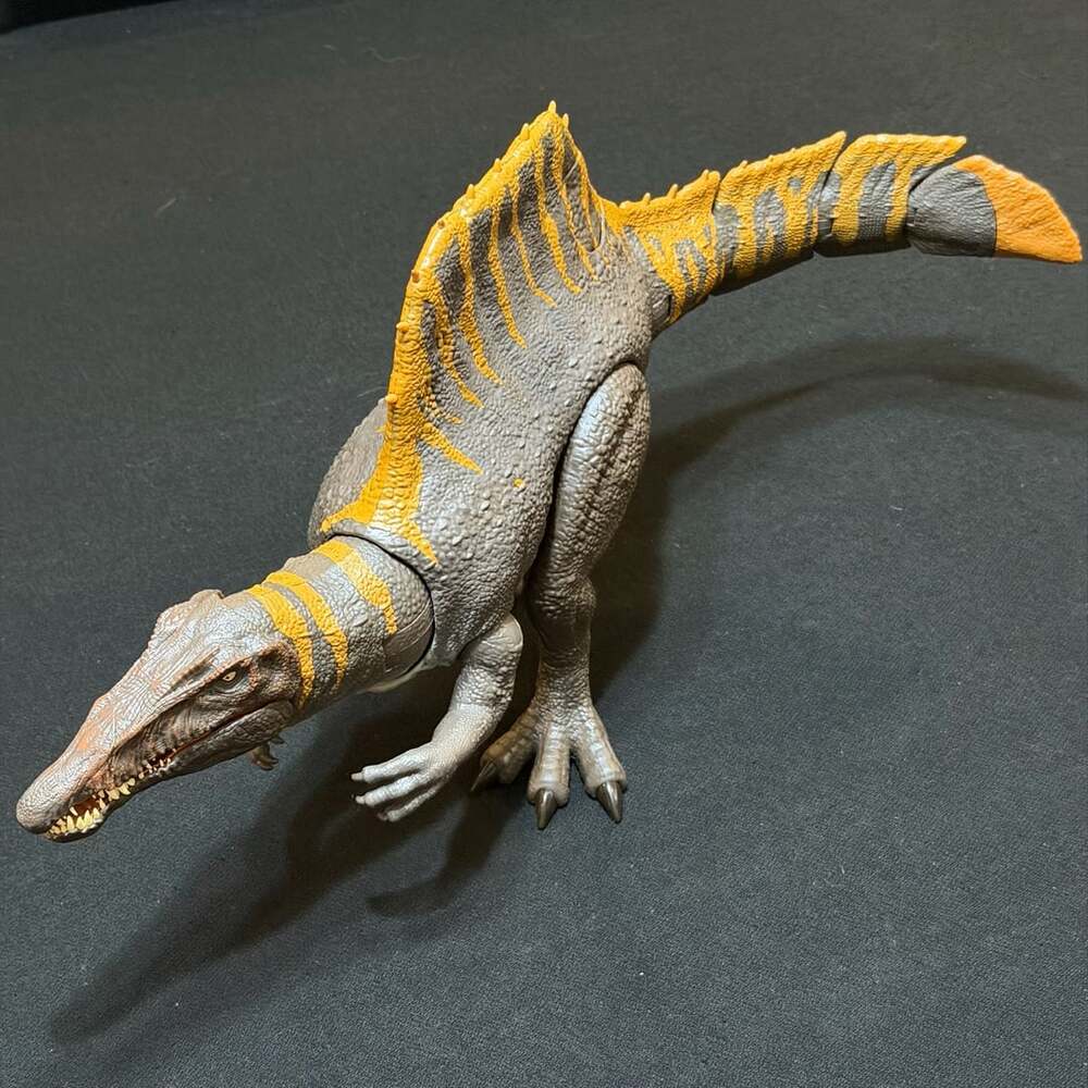 Jurassic World Rebirth Hammond Collection Tail Thrasher Spinosaurus